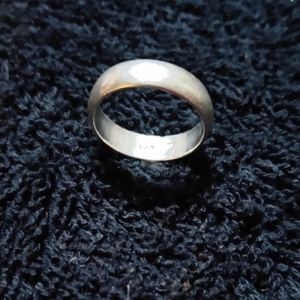Silver ring 925.. size 5